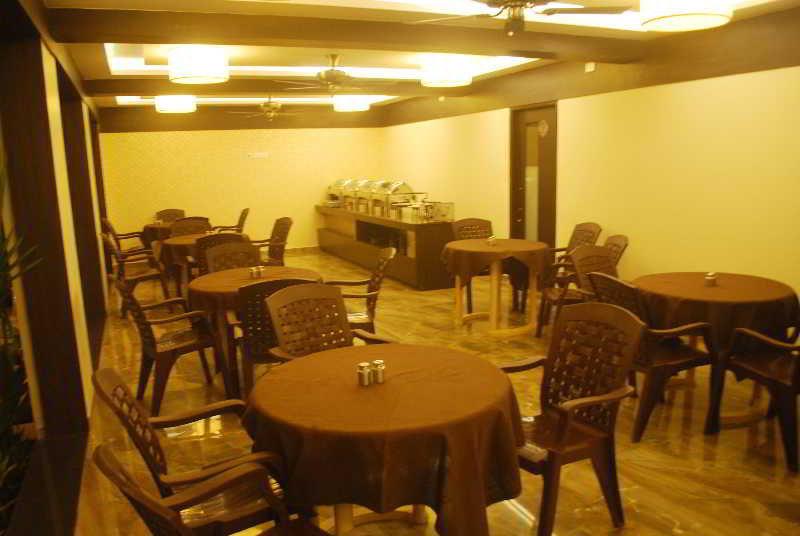Resort De Crossroads กาลังกูติ ภายนอก รูปภาพ
