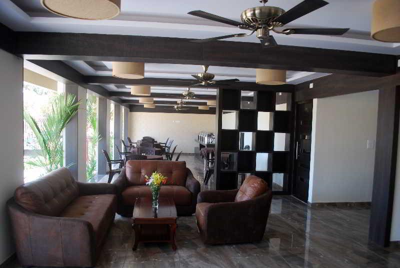 Resort De Crossroads กาลังกูติ ภายนอก รูปภาพ